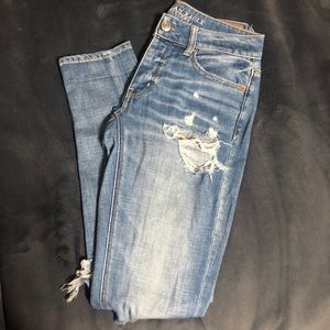 American eagle tomgirl jeans